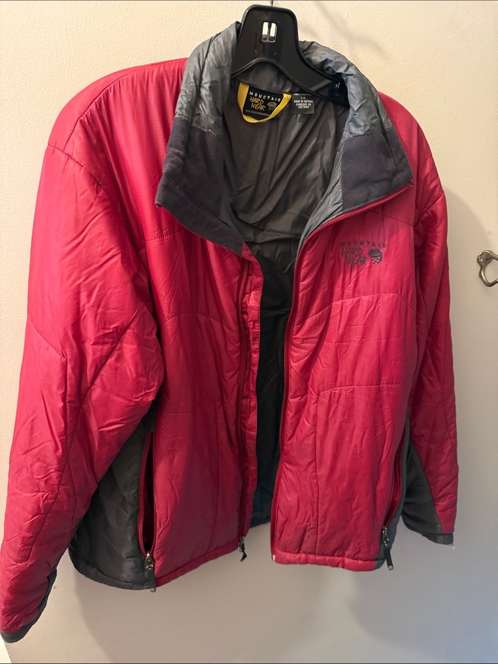 Mountain Hardwear Men's Red and Gray Puffer Jacket